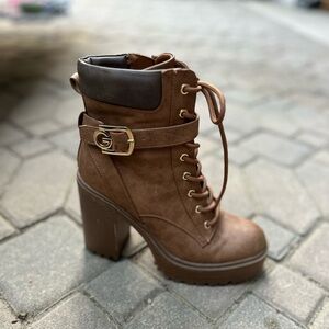 GBG Women’s Lug Sole Heeled Boots - Size: 8.5 - Color: Brown